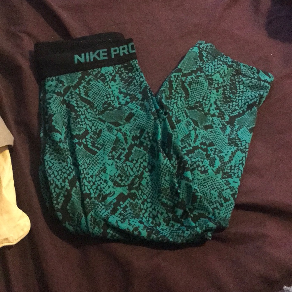 Snake print Nike yoga pants